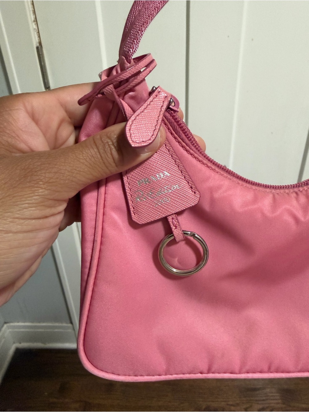 Prada Pink Shoulder Bag with Triangle Logo - Picture 3 of 3